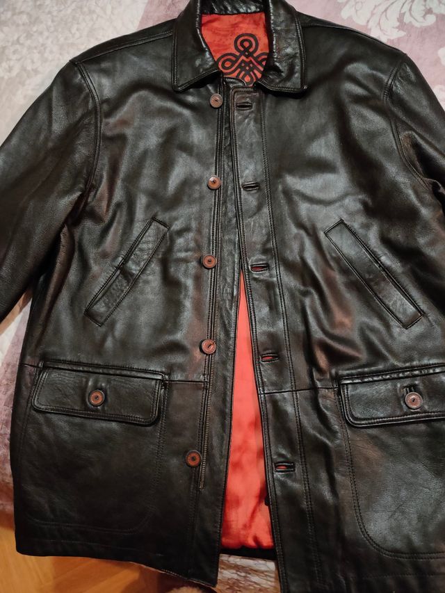 Abrigo de piel de cuero de hombre