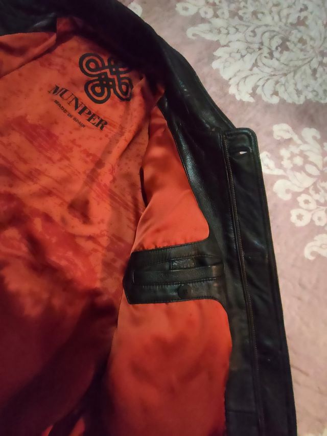 Abrigo de piel de cuero de hombre