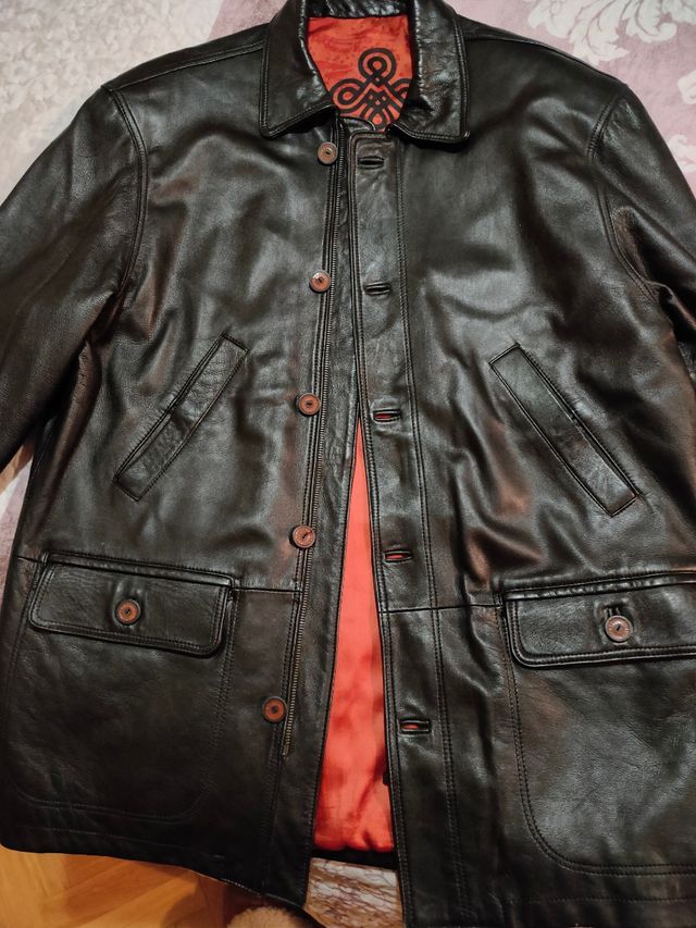 Abrigo de piel de cuero de hombre