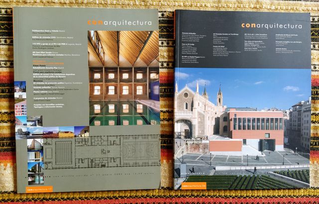 Lote 2 revistas "CON ARQUITECTURA"