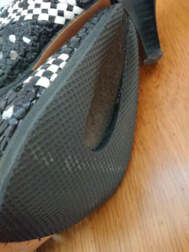 Sandalias tipo zuecos trenzado SIN USO