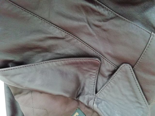 chaqueta de piel de hombre