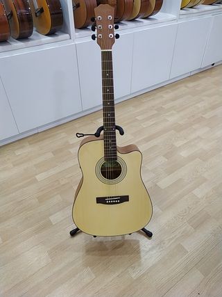 GUITARRA ELECTROACUSTICA BAFFIN de segunda mano por 120 EUR en Talavera de  la Reina en WALLAPOP