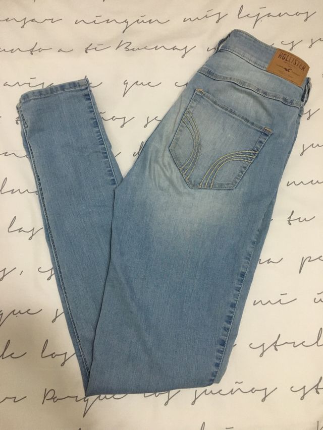 Jeans Hollister. Talla 3R