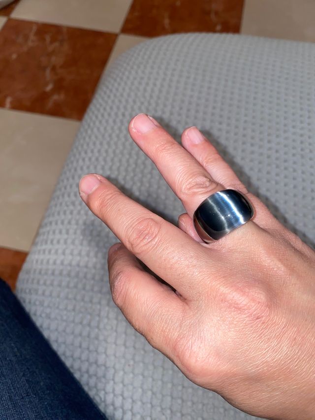 Anillo calvin klein gris