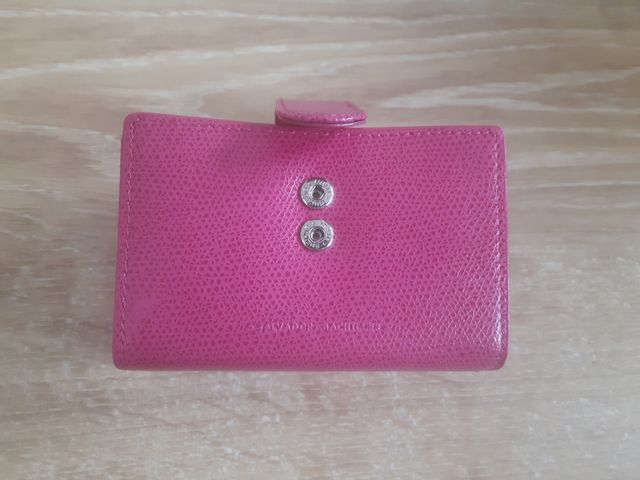 cartera tarjetero Salvador Bachiller fuxia
