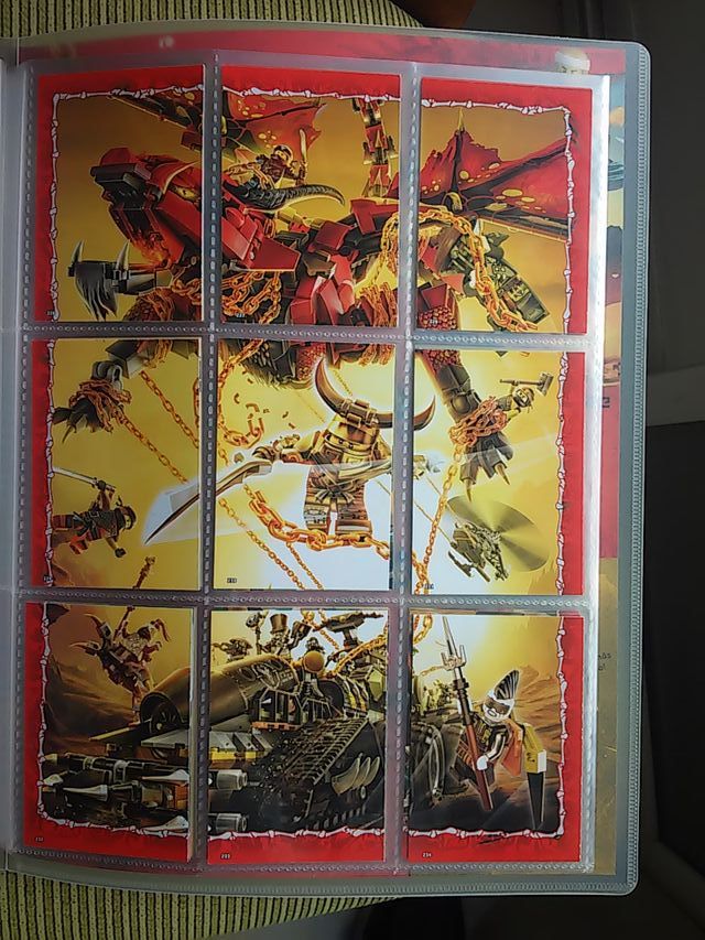 ÁLBUM COMPLETO LEGO NINJAGO CAZADORES DE DRAGONES