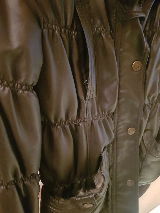 Chaqueta cuero acolchada mujer Stradivarius