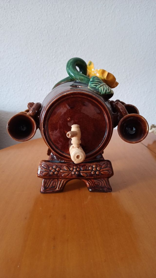 Barrica decorativa de loza
