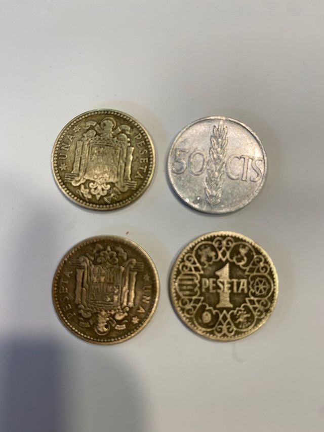 Billetes y monedas antiguas