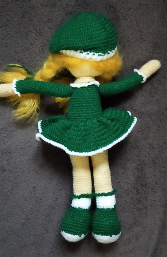 muñeca hecha a mano