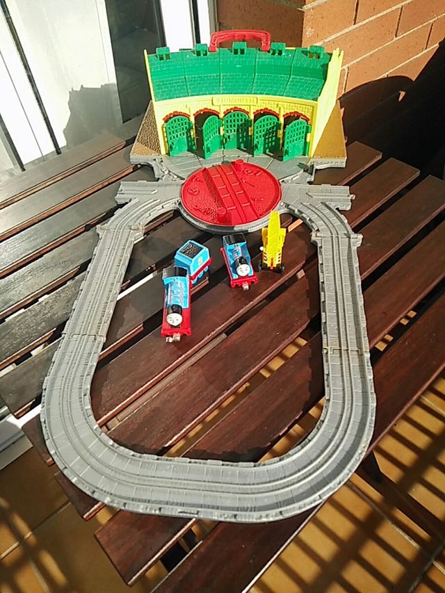 Estación Locomotora Thomas con circuito