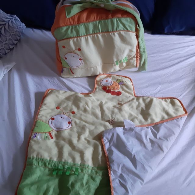 bolsa tela y cambiador a juego