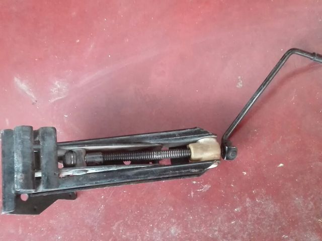 gat per ford fiesta del 1990