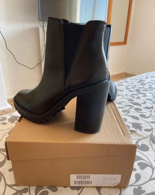 Botines NUEVOS ASOS T.37