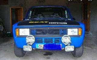 cuatro faros nuevos hella seat 124 o clásicos