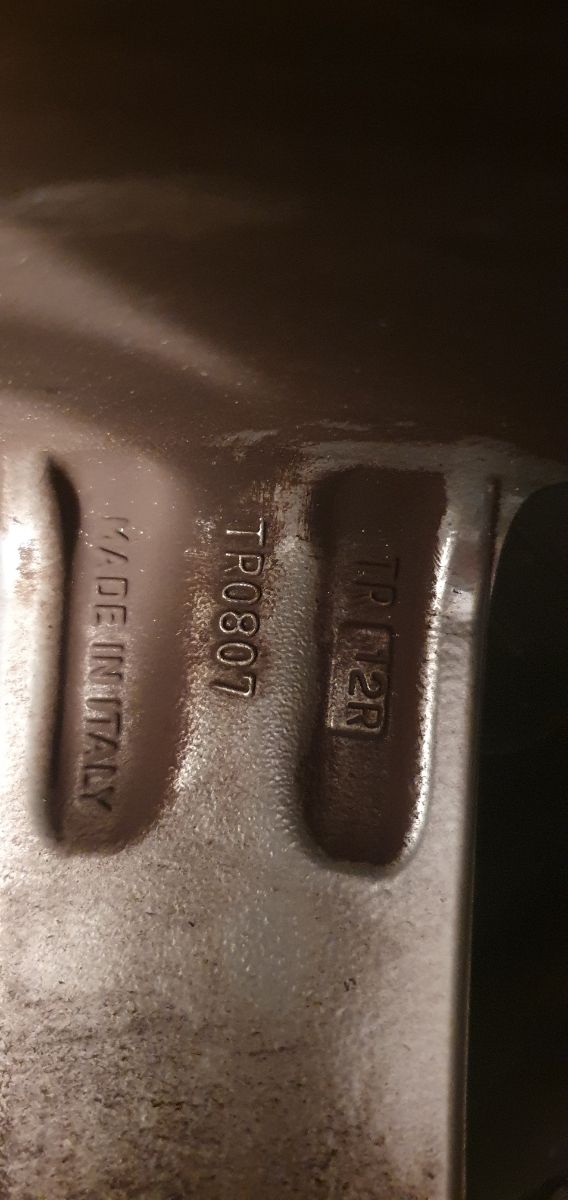 4X Llantas AVUS TR1 + Neumáticos