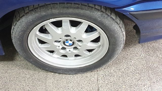 BMW Serie 3 324 TDS SEDAN 4p