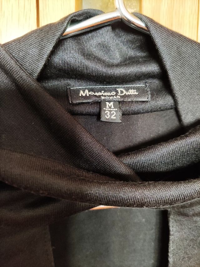 camiseta negra Massimo dutti M