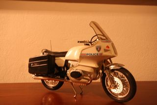 Moto Miniature GUILOY Kawasaki Ninja GP 1:10 Années 80/90 Collection Espagne