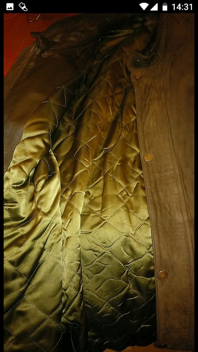 Abrigo de piel marrón talla L