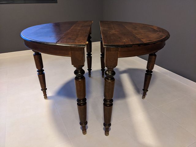 Mesa de comedor siglo XIX