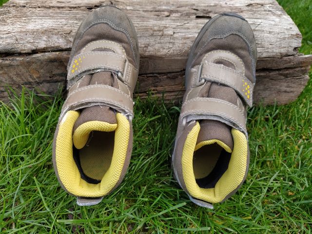 BOTA DE INVIERNO DE NIÑO