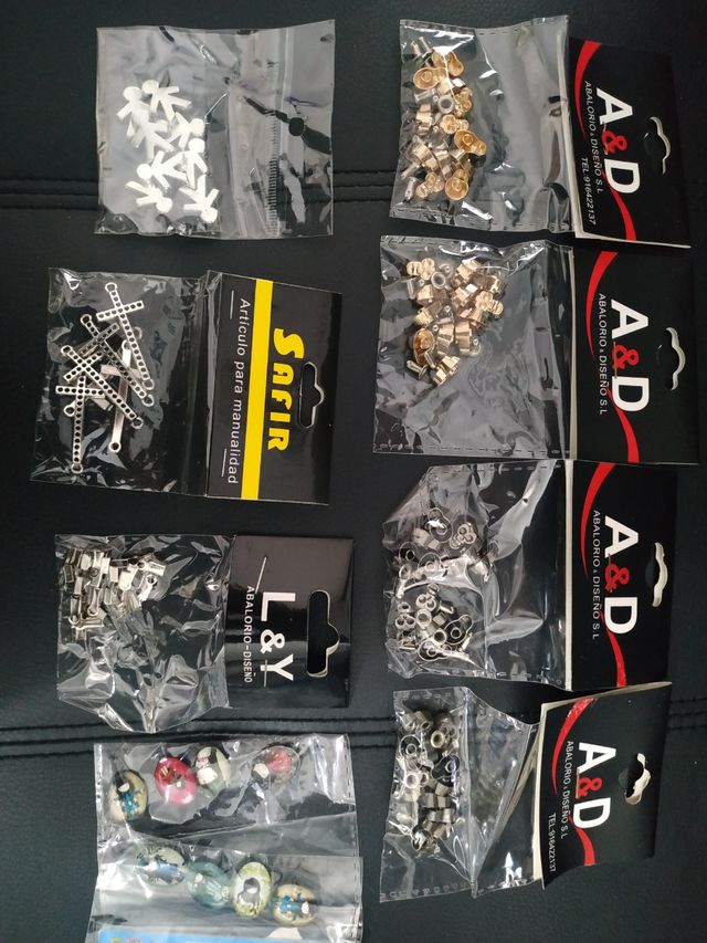 Lote Manualidades más 3000 Abalorios