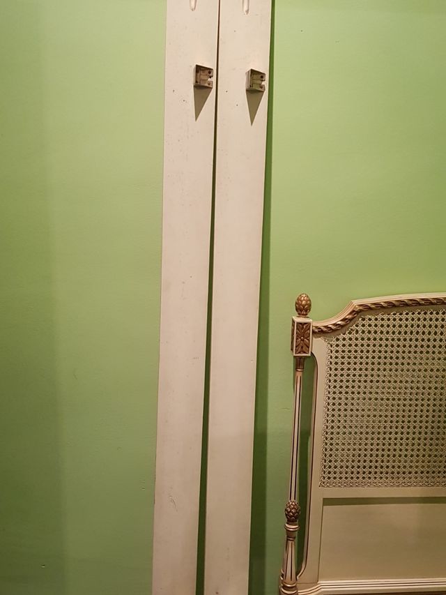 CAMA ANTIGUA ESTILO VINTAGE MUY BONITA