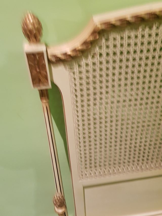 CAMA ANTIGUA ESTILO VINTAGE MUY BONITA