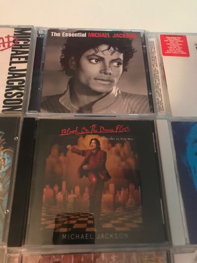 Colección de cd's de Michael Jackson 