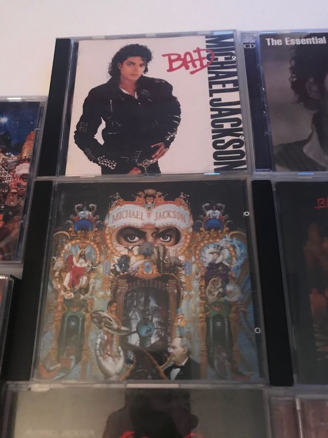 Colección de cd's de Michael Jackson 