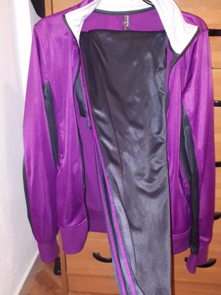 Conjunto chándal Tenth de mujer talla L de segunda mano por 20,5 EUR en  Madrid en WALLAPOP