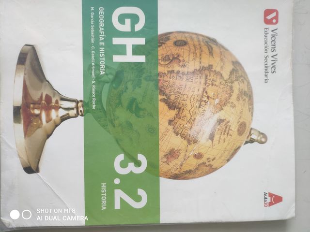 libro Geografía e historia 3  ESO Vicent vives