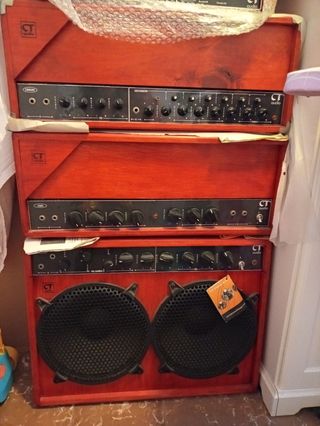 Amplificador guitarra a Válvulas de segunda mano por 400 EUR en Barcelona  en WALLAPOP