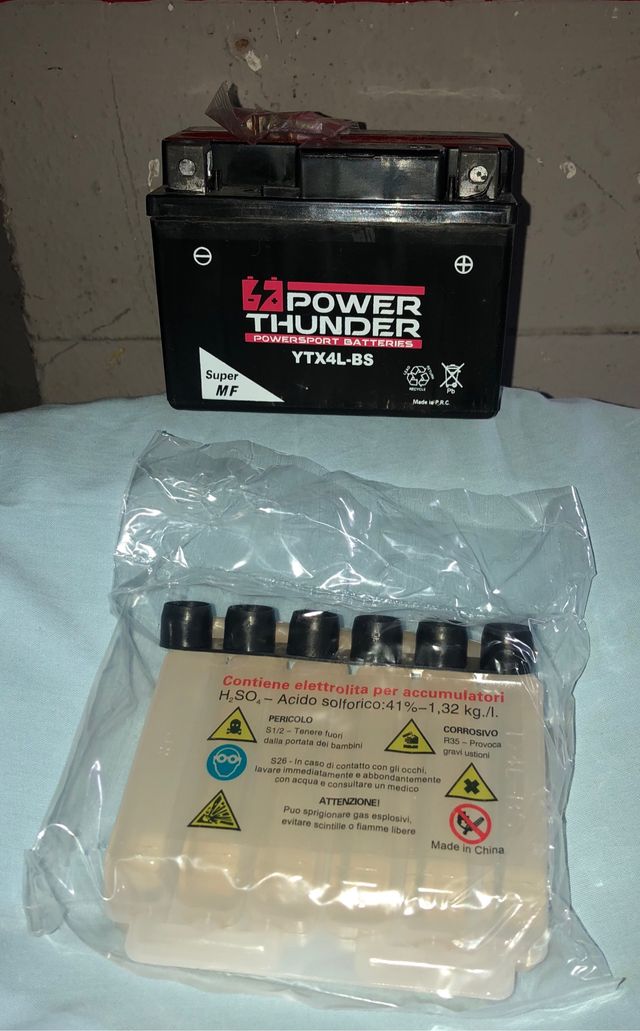 Batería Power Thunder YTX4L-BS