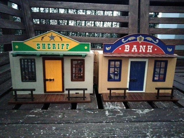 Ciudad del oeste maletin playmobil