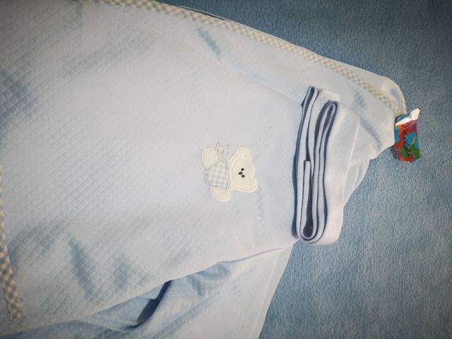 BATA DE SEÑORA NUEVA SIN USAR.. CON LA ETIQUETA