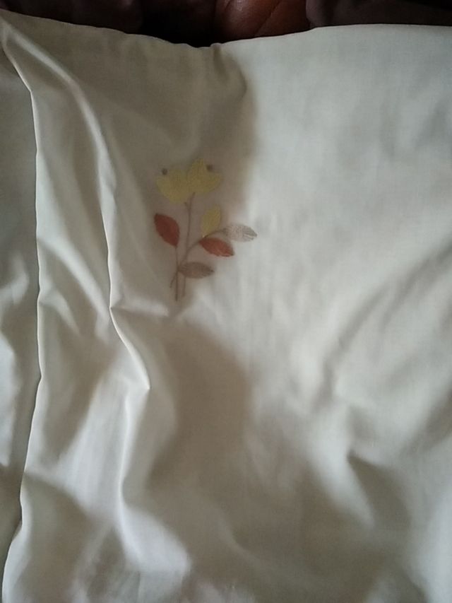 Cortinas para comedor o dormitorio, muy bonitas.