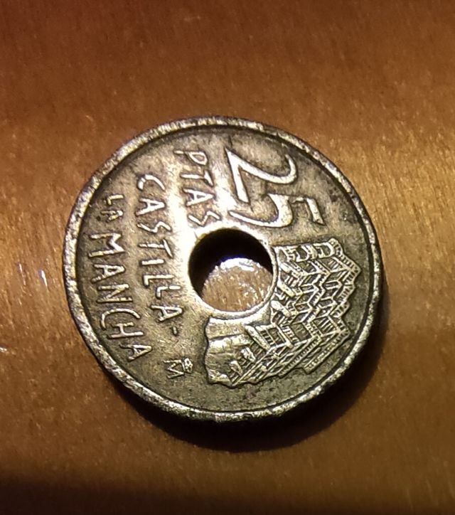 Moneda de 25 pesetas.