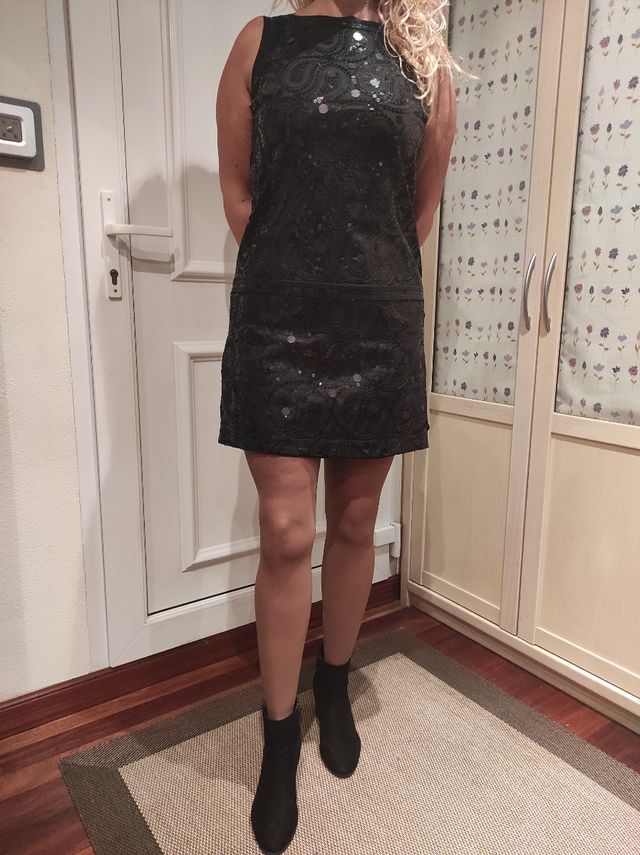 Vestido lentejuelas negro