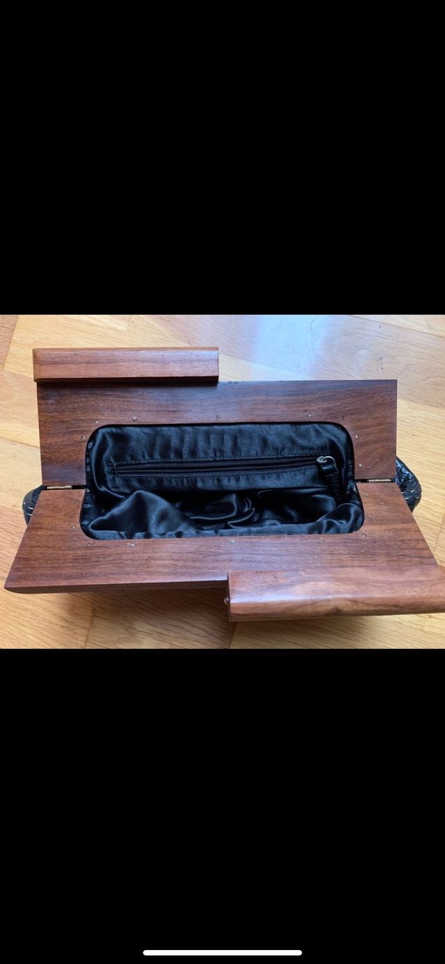 Bolso mano piel y madera
