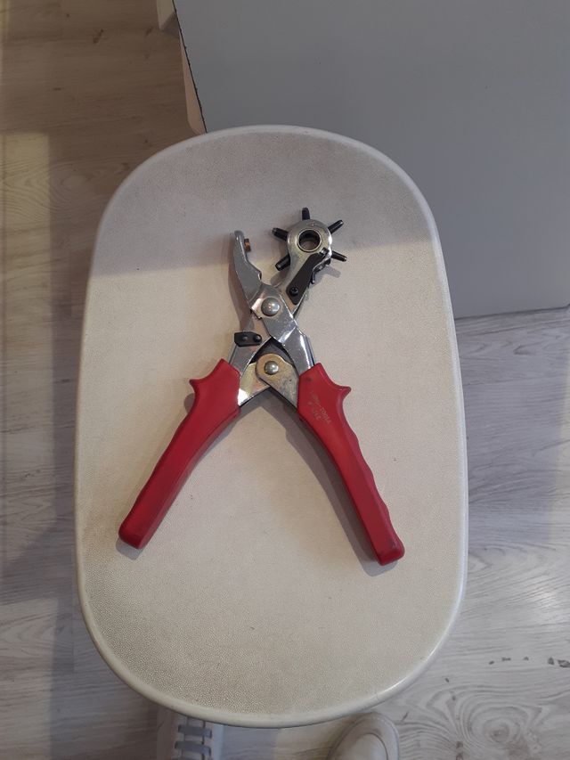 perfora o agugerea cinturones