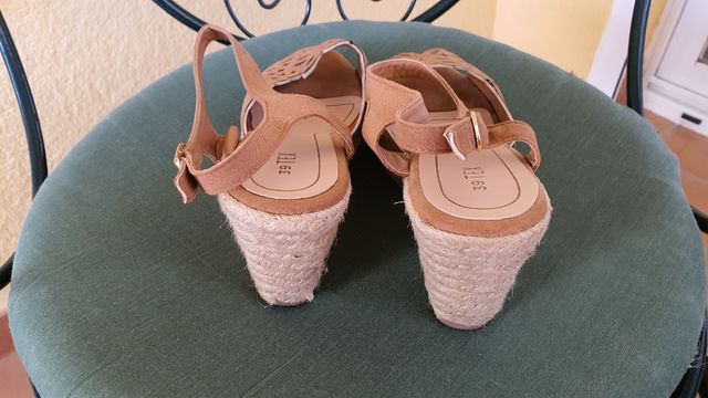 Zapatos tipo sandalia marca TEX, nuevos.