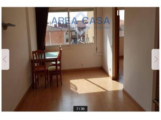 Piso en alquiler en El Camp de l'Arpa del Clot en Barcelona