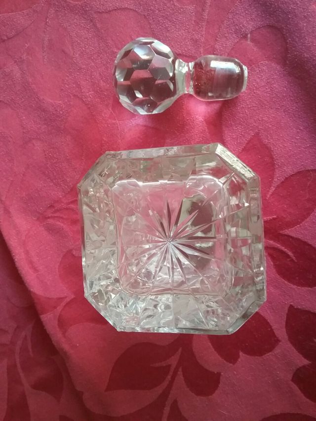 Antigua botella licorera para whisky