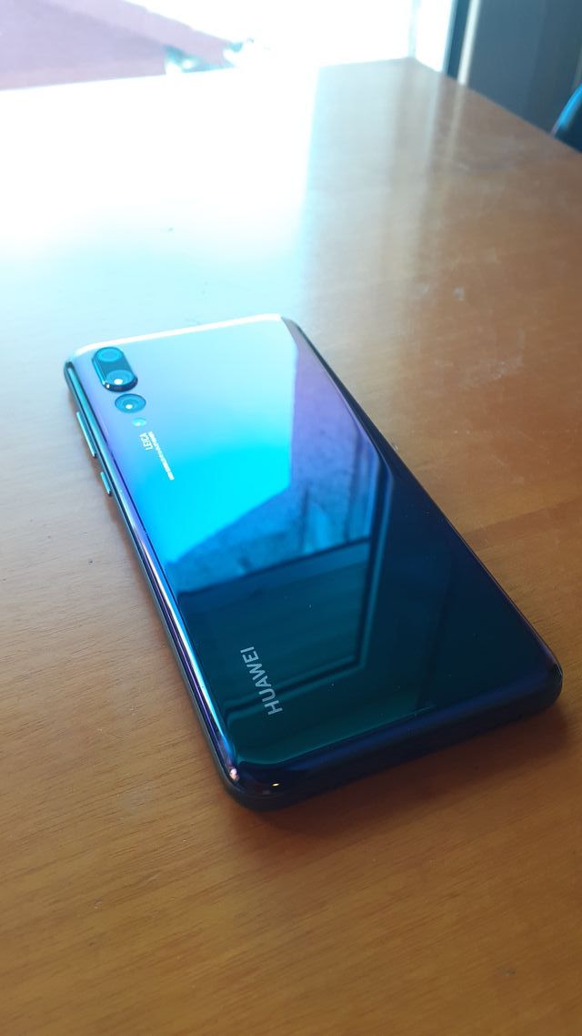 [VENDO] Huawei P20 Pro / Sennheiser HD4.50 BTNC / Huion H950P / Lenovo