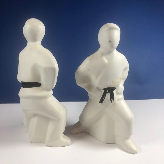 2 Figuras Yudo Karate