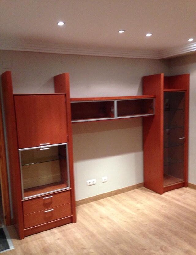 MUEBLES DE COMEDOR de segunda mano por 1 € en Llíria en WALLAPOP