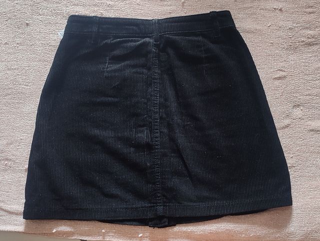 Falda pana Stradivarius